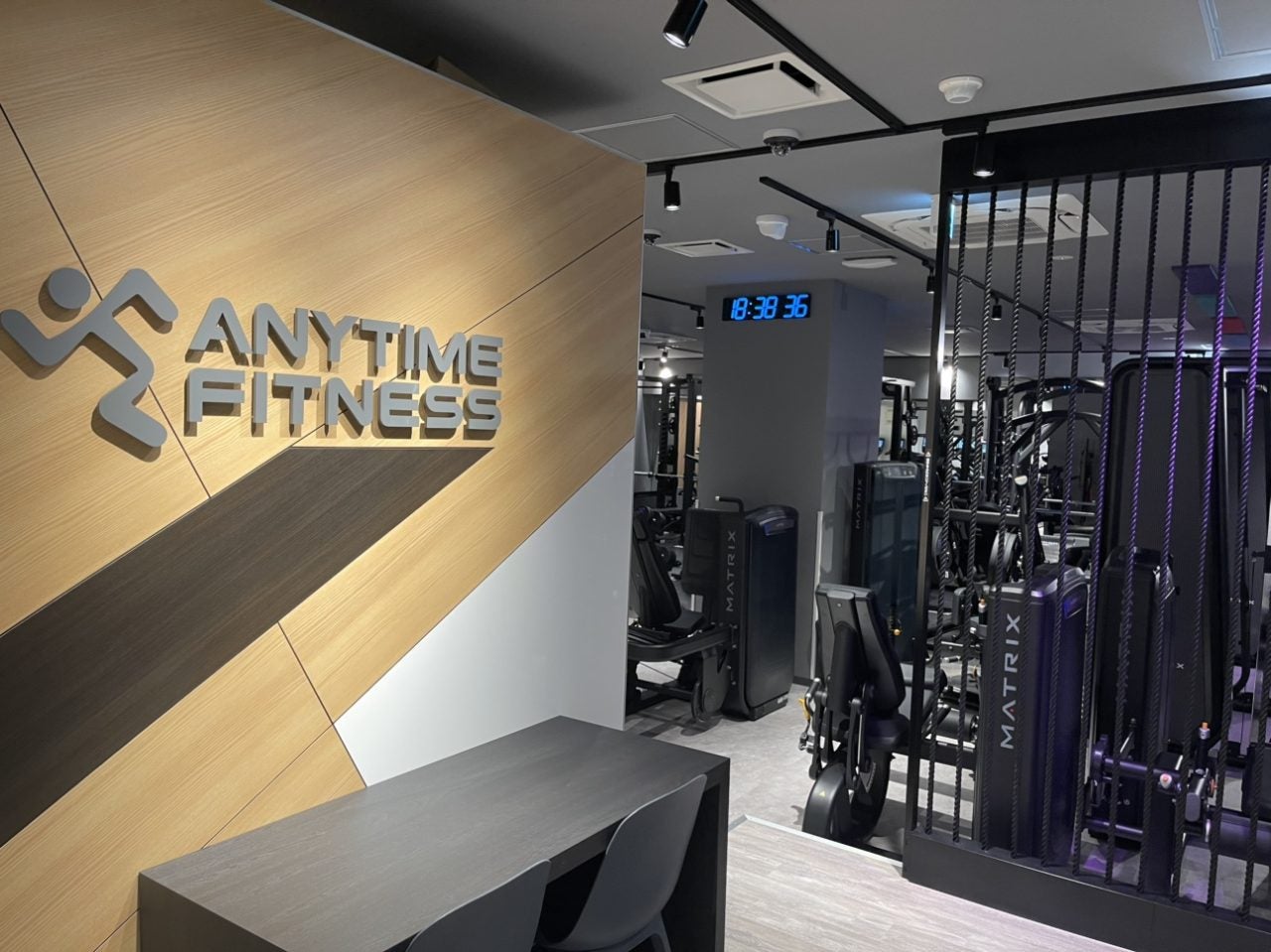 Fast Fitness Japanがエニタイムフィットネス三軒茶屋太子堂店をオープン、24時間営業でフィットネス環境を提供